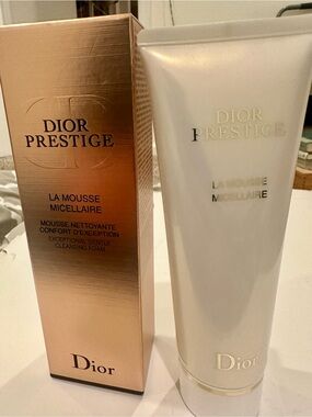 Dior Prestige Cleansing Foam